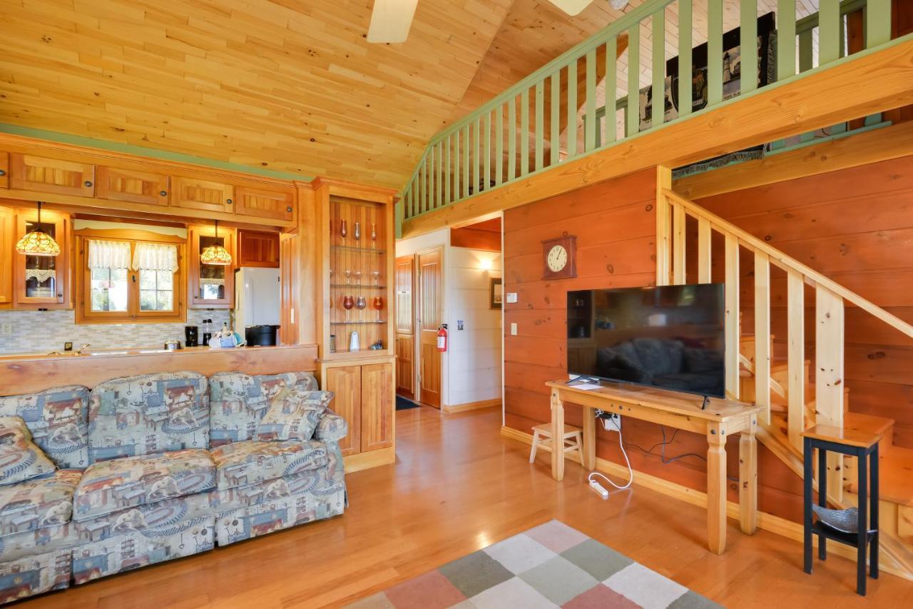 Warm And Cozy Clayton Cabin Near St Lawrence River! Zewnętrze zdjęcie